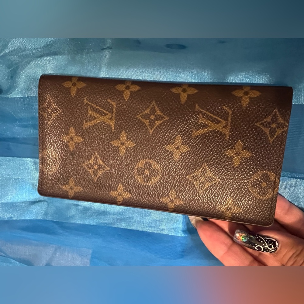 Louis  Vuitton Monogram  Checkbook Holder